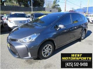 Toyota 2017 Prius v