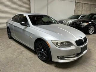 BMW 2011 3 Series