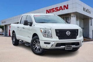 Nissan 2021 Titan