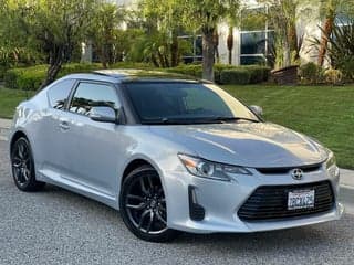 Scion 2014 tC