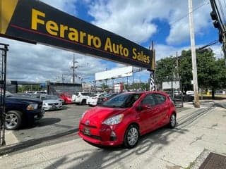 Toyota 2013 Prius c