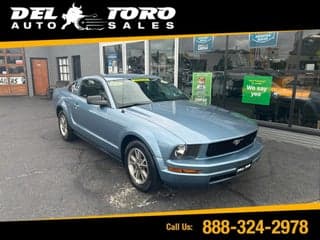 Ford 2005 Mustang