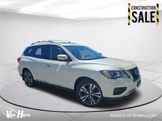 Nissan 2017 Pathfinder