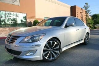 Hyundai 2012 Genesis