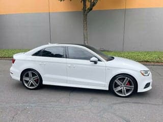 Audi 2017 A3