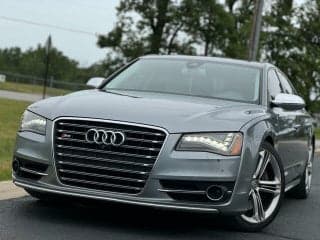 Audi 2014 S8