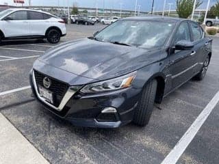 Nissan 2021 Altima