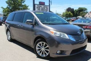 Toyota 2011 Sienna