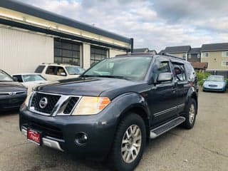 Nissan 2010 Pathfinder