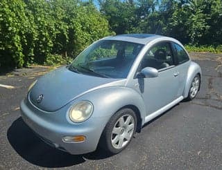 Volkswagen 2002 New Beetle