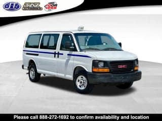 GMC 2011 Savana