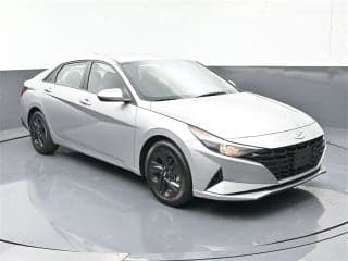 Hyundai 2021 Elantra