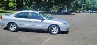 Ford 2003 Taurus