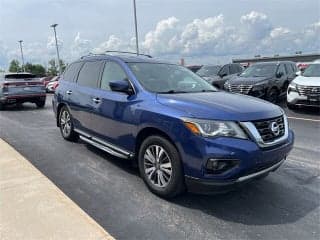 Nissan 2017 Pathfinder