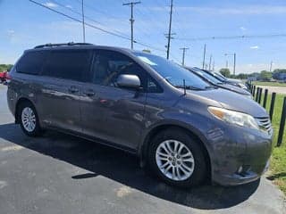 Toyota 2011 Sienna