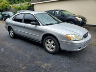 Ford 2006 Taurus