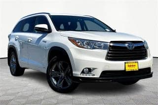 Toyota 2016 Highlander Hybrid