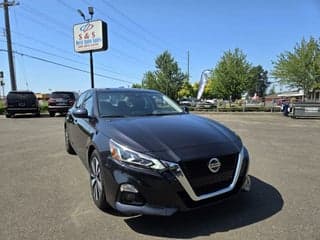 Nissan 2019 Altima