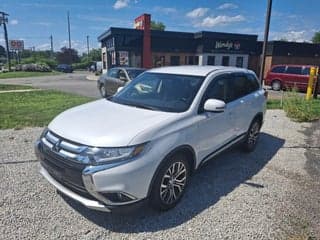 Mitsubishi 2016 Outlander