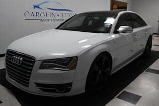 Audi 2013 S8