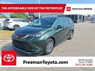 Toyota 2023 Sienna