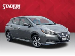 Nissan 2022 LEAF