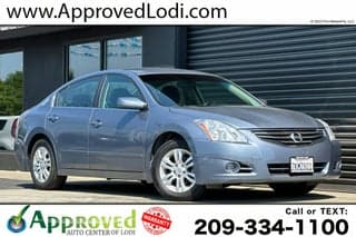 Nissan 2012 Altima