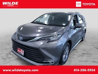 Toyota 2023 Sienna