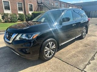 Nissan 2017 Pathfinder