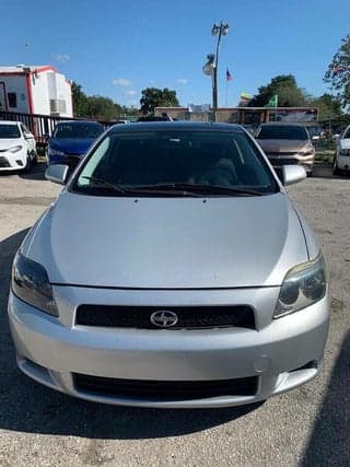 Scion 2009 tC