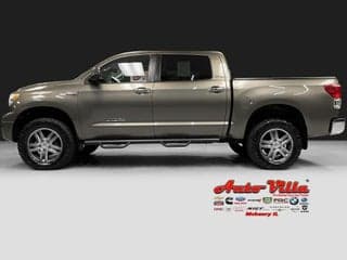 Toyota 2011 Tundra