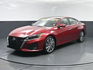 Nissan 2023 Altima