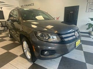 Volkswagen 2016 Tiguan