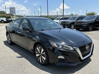 Nissan 2021 Altima