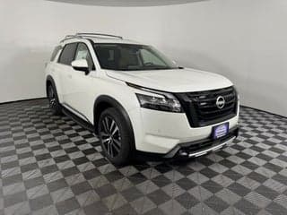 Nissan 2024 Pathfinder