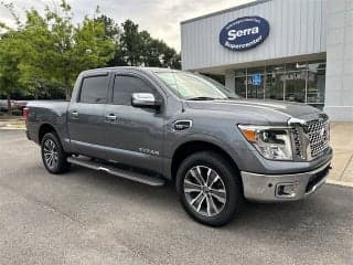 Nissan 2017 Titan