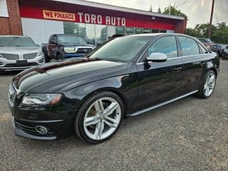 Audi 2011 S4