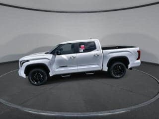 Toyota 2024 Tundra