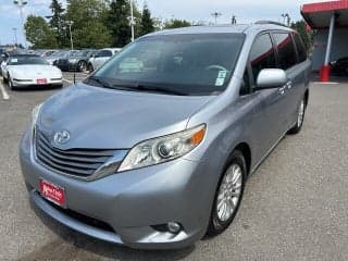 Toyota 2011 Sienna