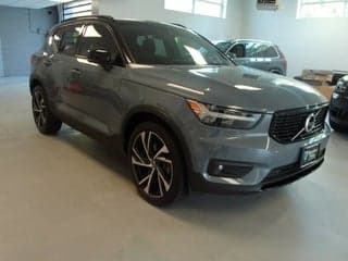 Volvo 2022 XC40