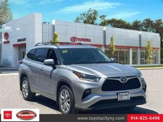 Toyota 2021 Highlander