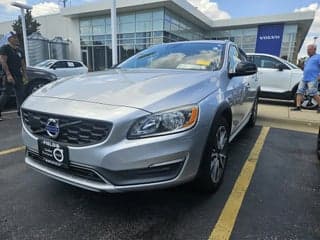 Volvo 2016 V60 Cross Country