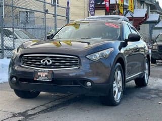 Infiniti 2011 FX35