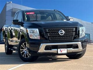 Nissan 2021 Titan