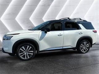 Nissan 2022 Pathfinder