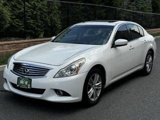 Infiniti 2010 G37