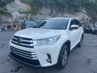 Toyota 2019 Highlander