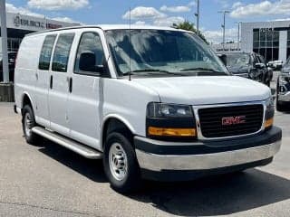 GMC 2022 Savana