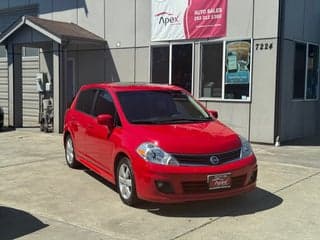 Nissan 2011 Versa