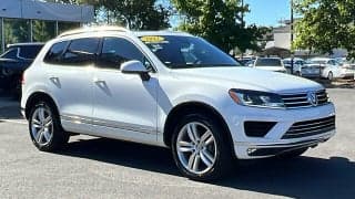 Volkswagen 2017 Touareg